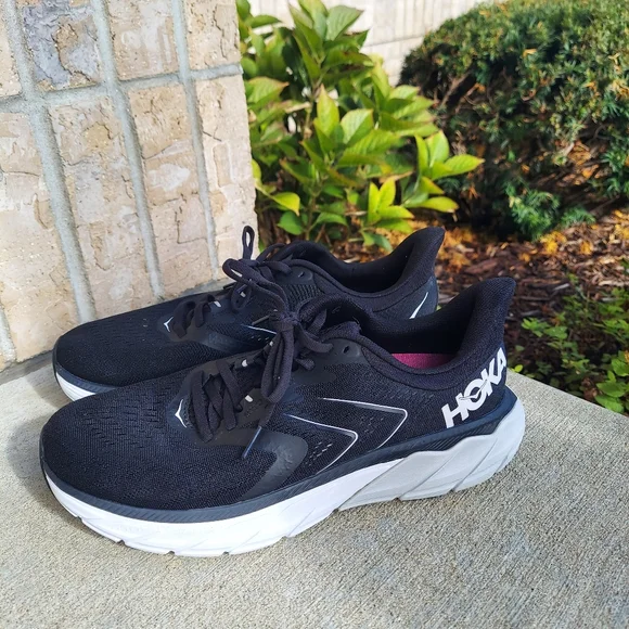 Hoka Arahi 5 Women's Athletic Shoes Size 10 - Picture 1 of 10